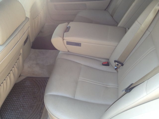 BMW 7-Series 2006 photo 2