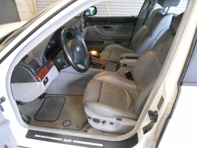 BMW 7 series 2001 photo 1