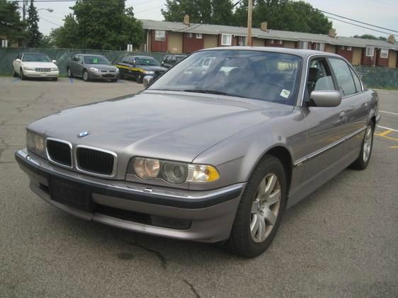 BMW 7 series 2001 photo 2