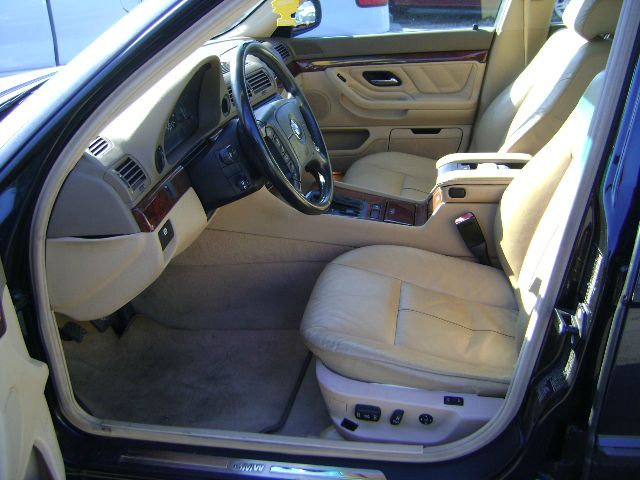 BMW 7 series 2001 photo 4