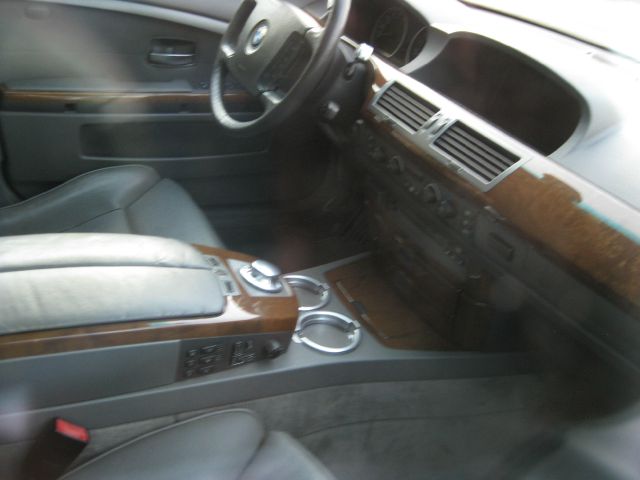 BMW 7 series 2003 photo 2