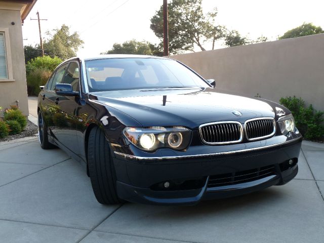 BMW 7 series 2004 photo 3