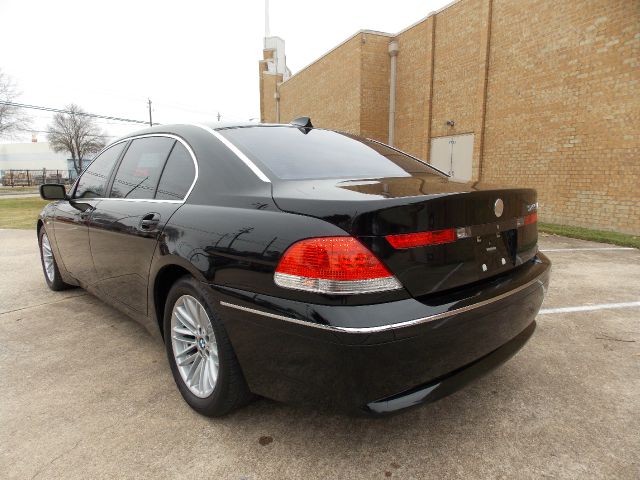 BMW 7 series 2004 photo 2