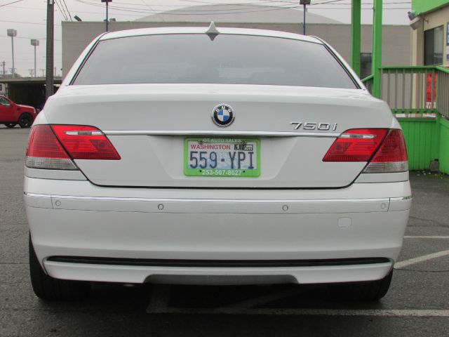 BMW 7 series 2006 photo 1