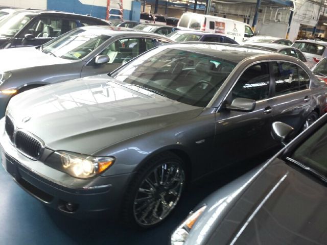 BMW 7 series 2006 photo 3