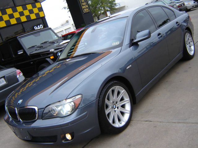 BMW 7 series 2006 photo 2