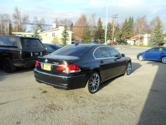 BMW 7 series 2006 photo 1