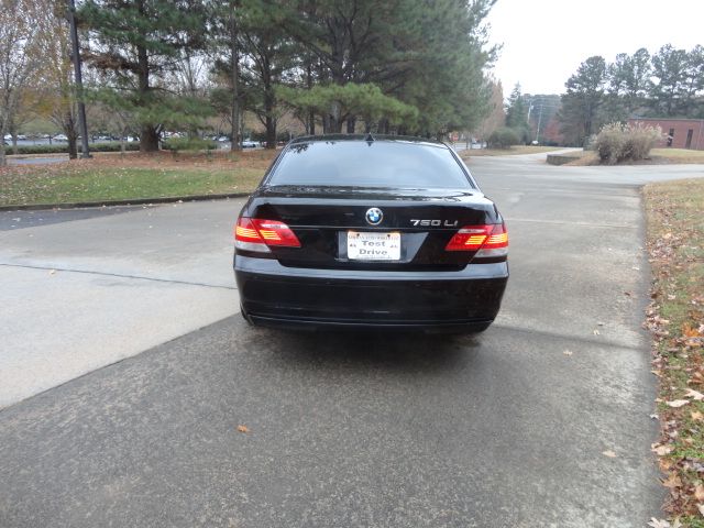 BMW 7 series 2006 photo 1