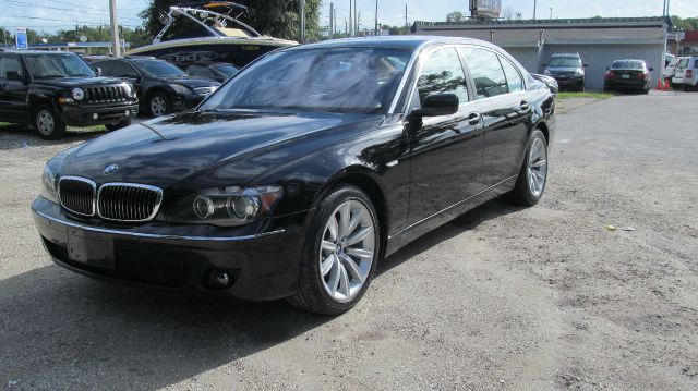 BMW 7 series 2007 photo 2