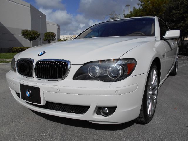 BMW 7 series 2007 photo 2