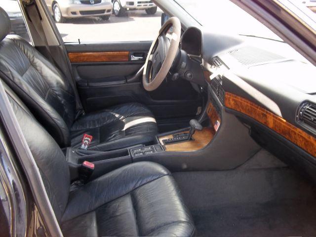 BMW 7 series 1993 photo 5