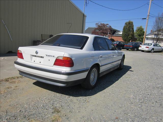 BMW 7 series 1997 photo 3