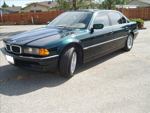 BMW 7 series 1997 photo 3