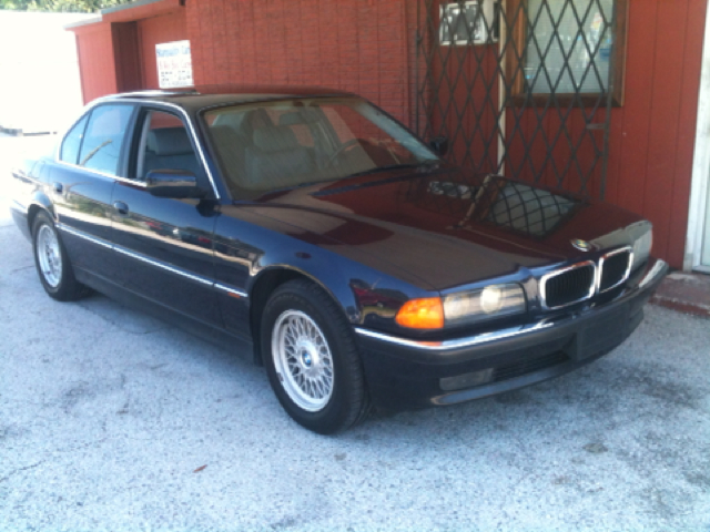 BMW 7 series 1998 photo 2