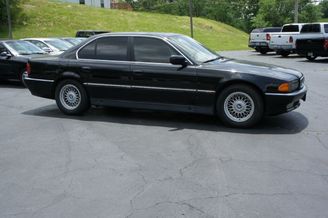 BMW 7 series 1998 photo 3