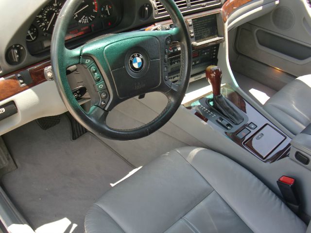 BMW 7 series 2000 photo 18