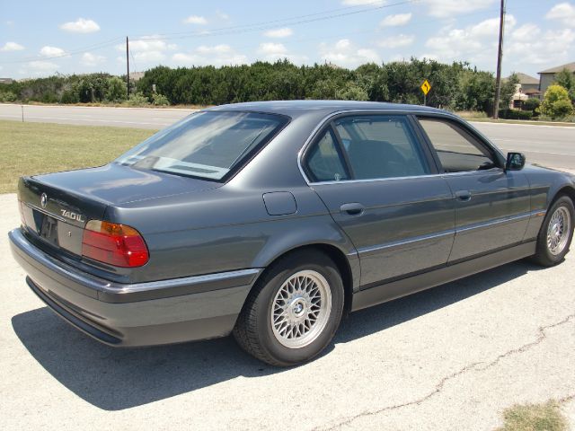 BMW 7 series 2000 photo 23