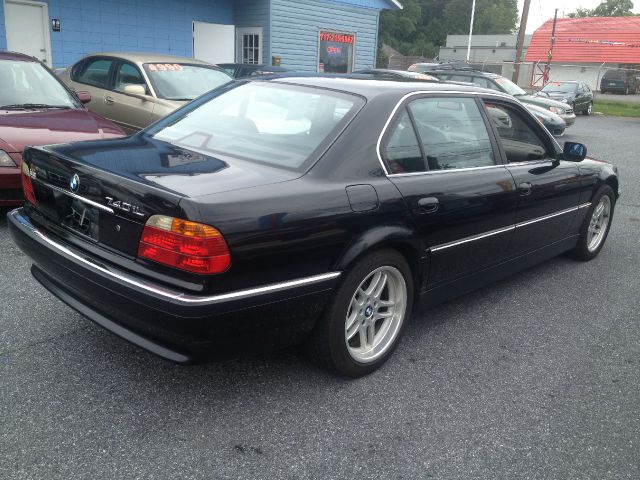 BMW 7 series 2000 photo 10