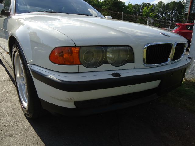 BMW 7 series 2000 photo 17