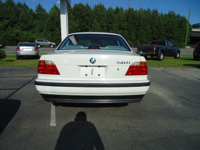 BMW 7 series 2000 photo 18