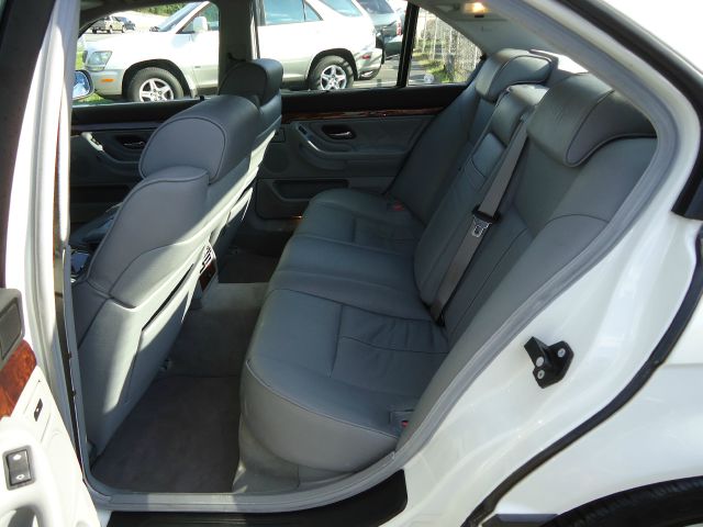 BMW 7 series 2000 photo 5