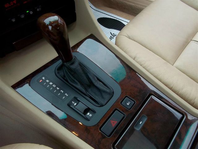 BMW 7 series 2000 photo 11