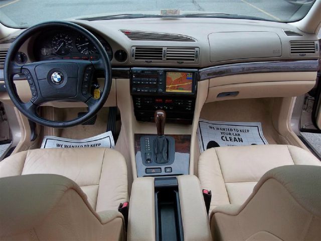 BMW 7 series 2000 photo 16