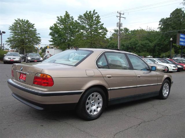 BMW 7 series 2000 photo 25