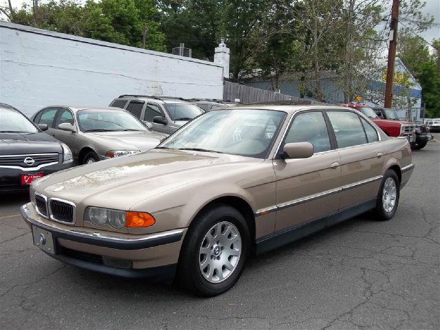 BMW 7 series 2000 photo 26