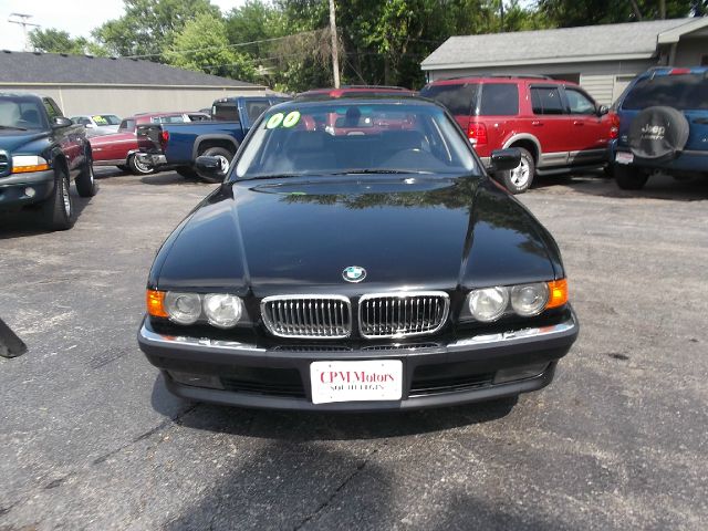 BMW 7 series 2000 photo 1