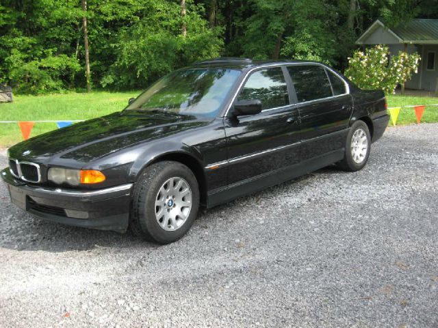 BMW 7 series 2000 photo 4