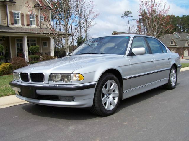 BMW 7 series 2001 photo 4