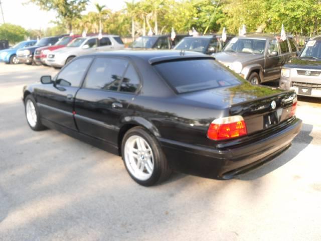 BMW 7 series 2001 photo 2