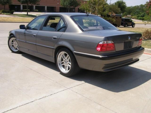 BMW 7 series 2001 photo 4