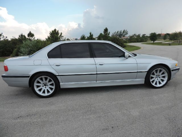 BMW 7 series 2001 photo 21