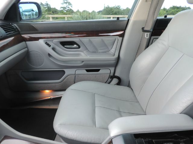 BMW 7 series 2001 photo 34