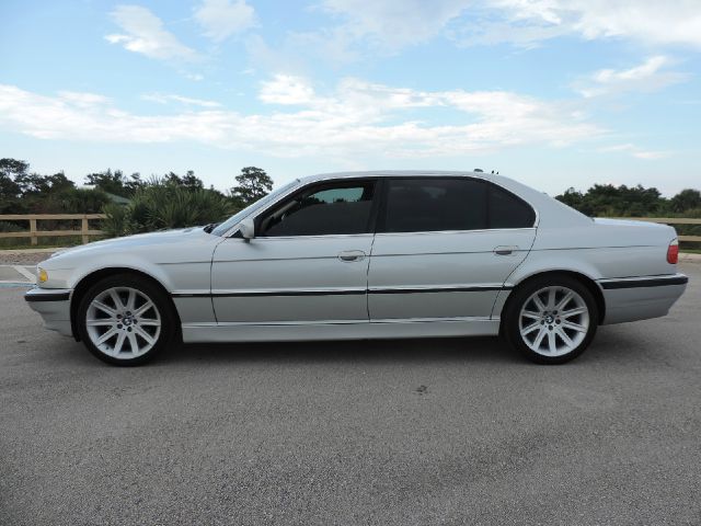 BMW 7 series 2001 photo 46