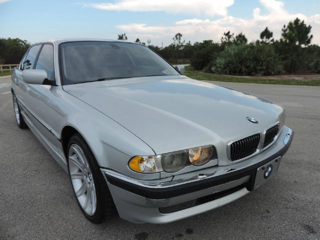 BMW 7 series 2001 photo 9