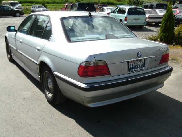 BMW 7 series 2001 photo 3