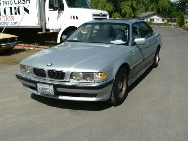 BMW 7 series 2001 photo 5