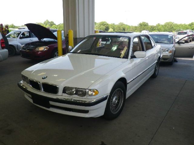 BMW 7 series 2001 photo 1