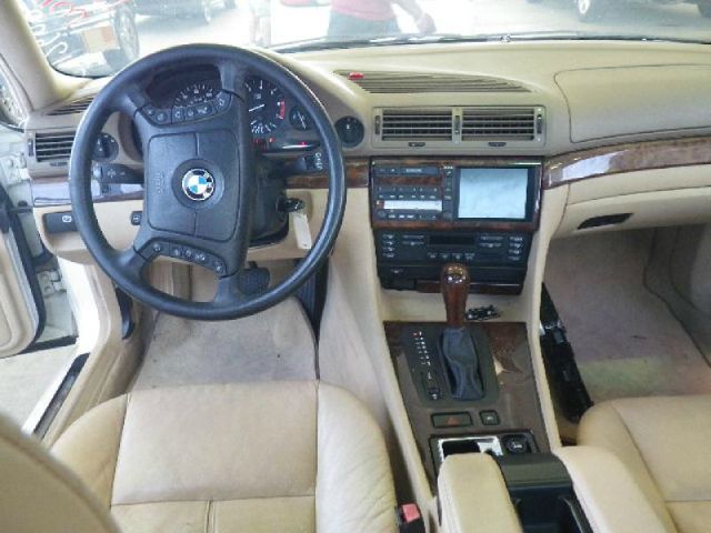 BMW 7 series 2001 photo 3