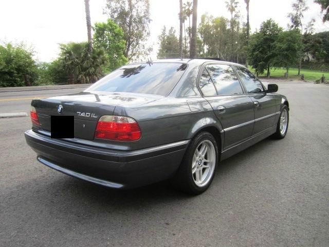 BMW 7 series 2001 photo 2