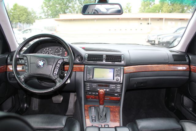 BMW 7 series 2001 photo 9