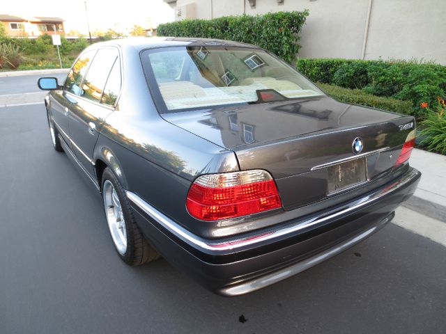 BMW 7 series 2001 photo 16