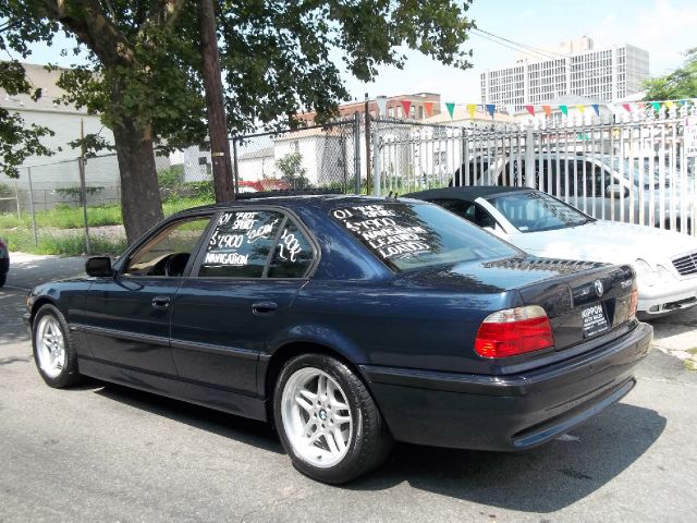 BMW 7 series 2001 photo 4