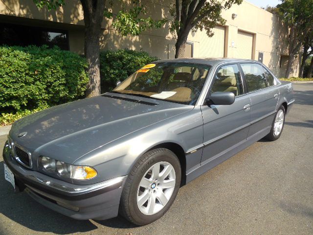 BMW 7 series 2001 photo 3