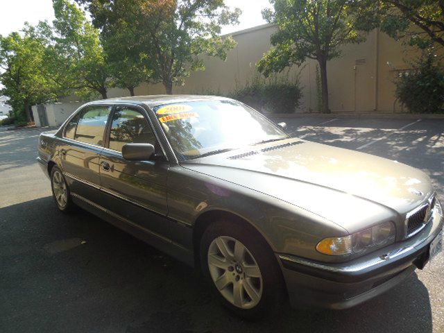 BMW 7 series 2001 photo 4