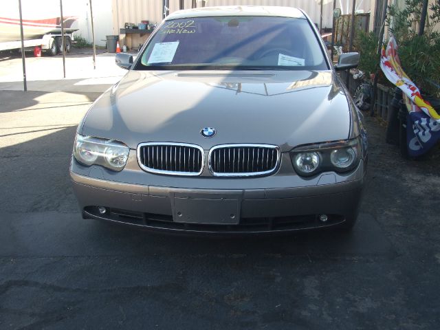 BMW 7 series 2002 photo 2