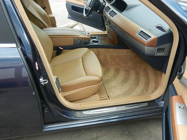 BMW 7 series 2002 photo 4